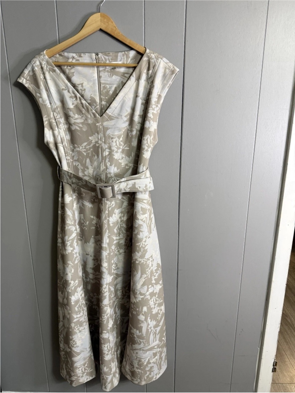 Calvin Klein Taupe and Cream Floral V-Neck Midi Dress with Belt